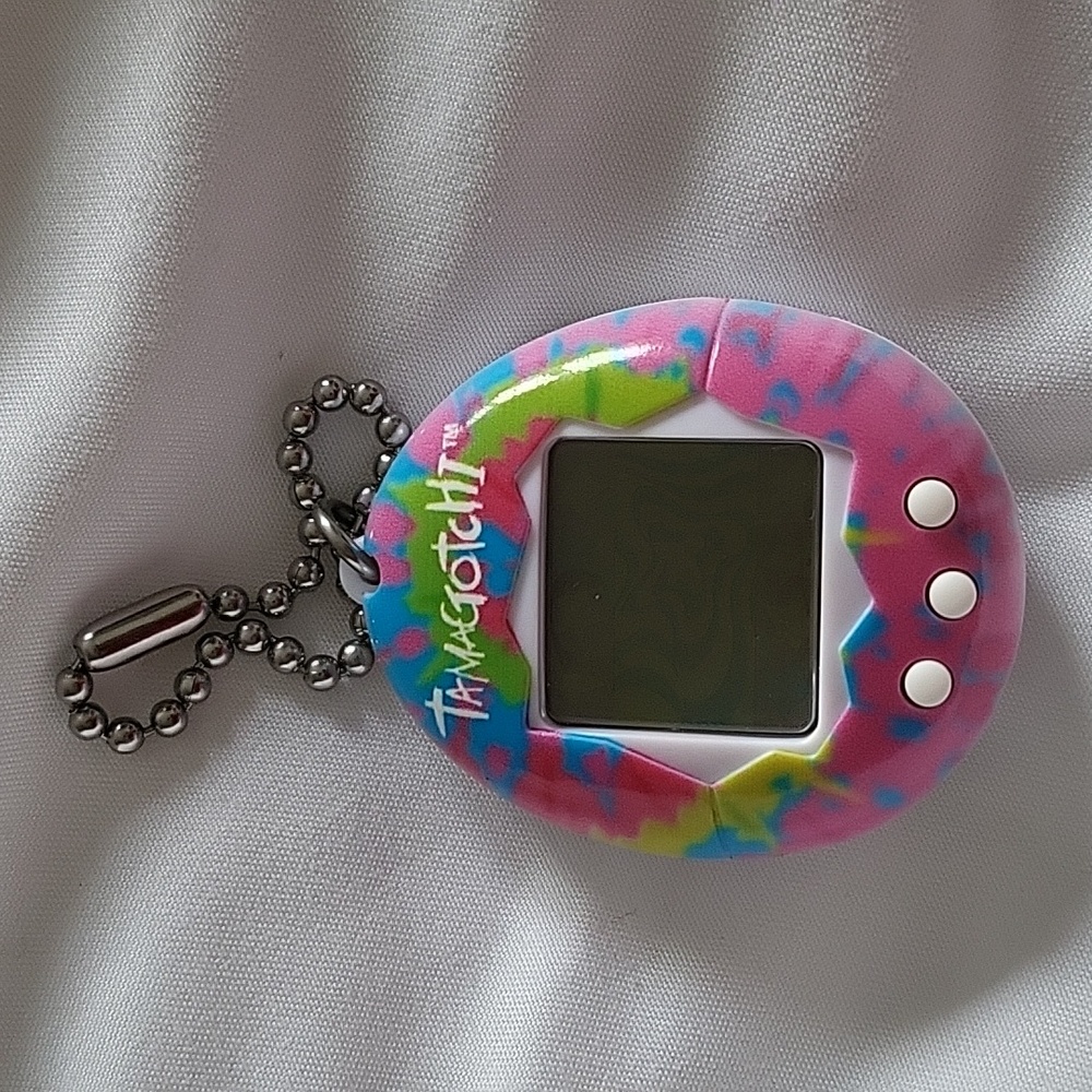 Tamagotchi Tie Dye Pet